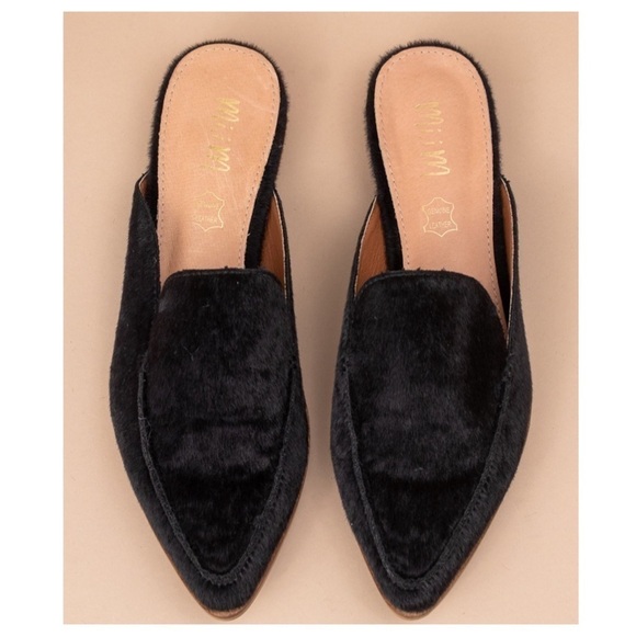 STUNNING Black Faux Calf Hide Pointed Mules - Picture 2 of 5